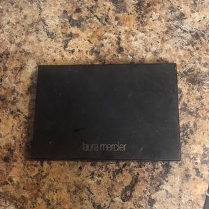 Laura Mercier palette